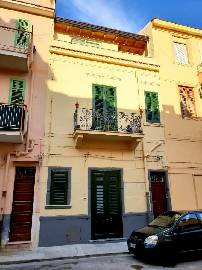 Rifinito Bilocale In Centro, Casa Verdi, 2° Piano Lejlighed Bagheria Eksteriør billede